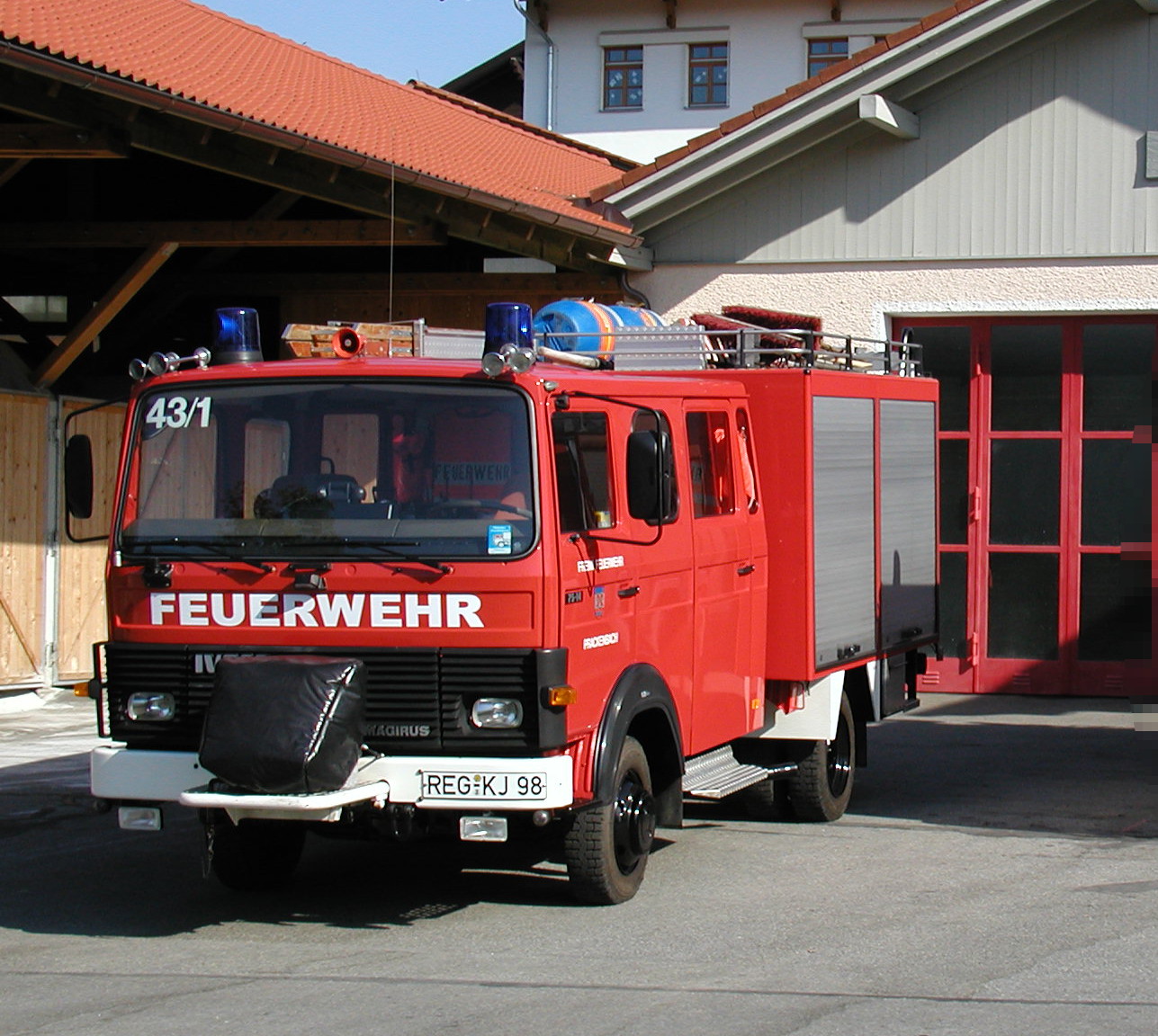 images/Fahrzeuge/LF-8/HL8_HP.jpg#joomlaImage://local-images/Fahrzeuge/LF-8/HL8_HP.jpg?width=1287&height=1152